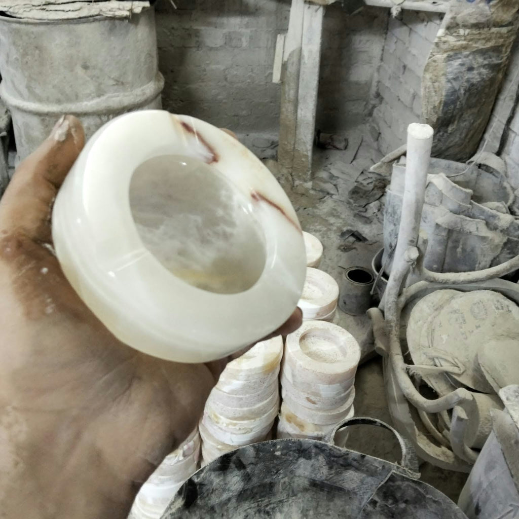 Golden Amber Alabaster Ring Bowl — Hand-Carved Egyptian Stone