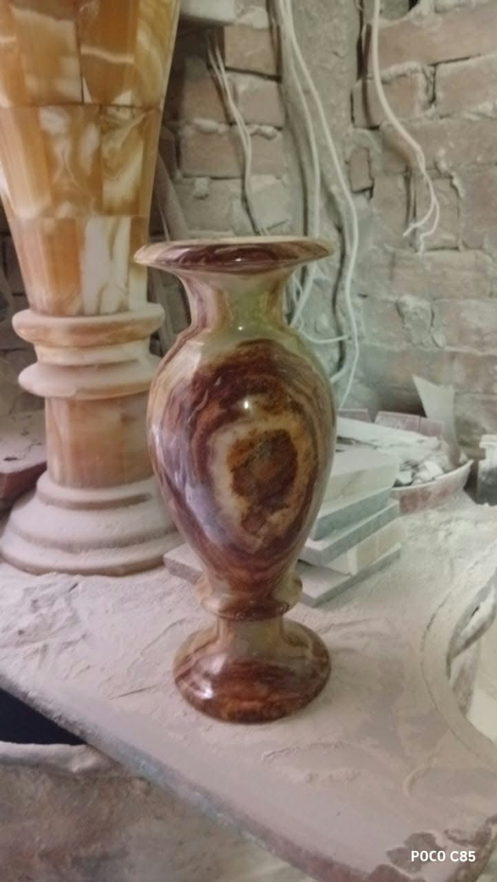 Handmade Alabaster Onyx Vase – Natural Brown & Cream Swirl Decorative Vase, Luxury Artisanal Home Decor & Executive Gift
