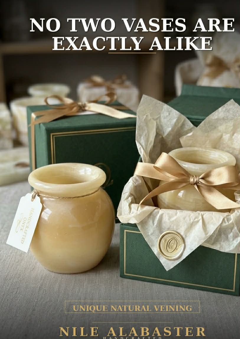 Handcrafted Onyx Mini Vase - Natural Stone Decorative Pot