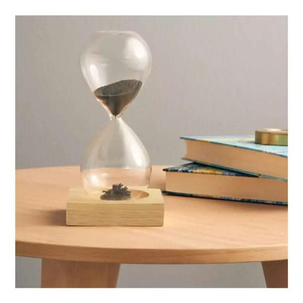 Luxury Magnetic Hourglass Timer – Handcrafted Wooden Base Art Piece for Office & Home Decor