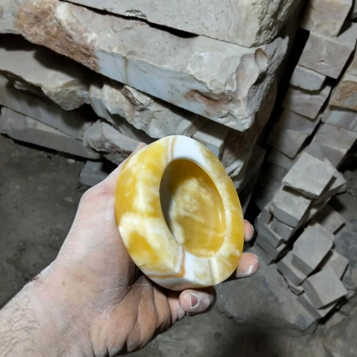 Golden Amber Alabaster Ring Bowl — Hand-Carved Egyptian Stone